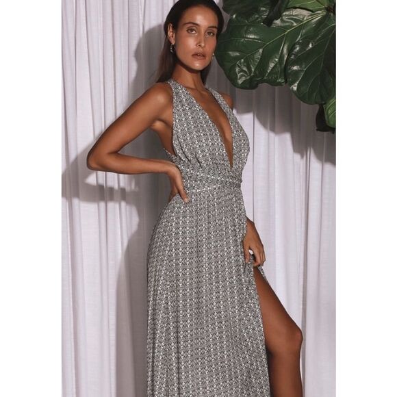 Lulus Black White Long Length Maxi Dress Size Small V Neck Tie - Picture 9 of 9